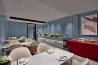 Huanrui Hotel (Loong Boat Race Center) Hotels in Miluo