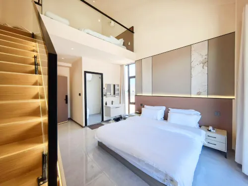 Rushan Rusu Homestay (Sailimu Lake East Gate Visitor Center)