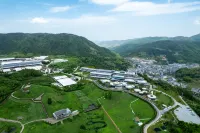 YUNLAN RESORT HOTEL Hotels near Dongquan Spring