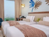 MCollection - City Getaway in the Heart of Entertainment City Hotels near Solaire Project Site Office