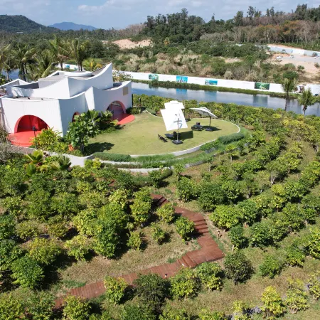 Wanning Xinglong Longing Hotel and Resort(All Suite Rooms)