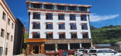 Luqu Langmusi Yunshang Langmu Tibetan-style Homestay Các khách sạn gần Zhodo Tidro Hermitage, Langmusi Town