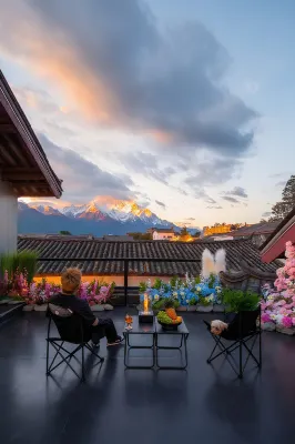 梨下慢·倦歸|Romantic ·360º觀日照金山度假庭院(白沙古鎮店) 鄰近麗江植物園的酒店