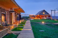 Yinshan·33 Vacation Homestay (Baihaba Store Scenic Area)