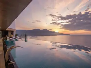 Radisson Hotel Danang