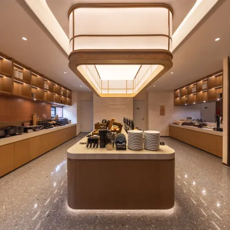 Atour Hotel Beijing Bird's Nest Datun Road East Subway Station