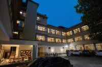 Lancang Chayuan Hotel