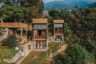 Selayang Oribu - Cabin on the Mountain Hotel dekat Kolam Air Panas