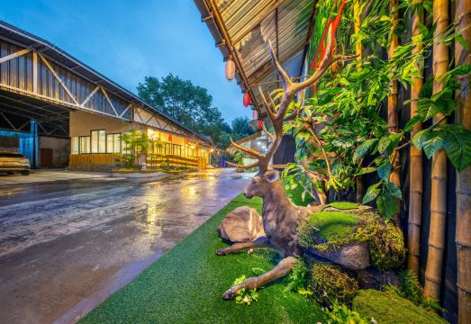 SHIN Hotel 객실 인테리어