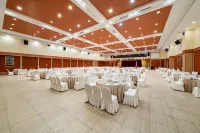 Peace Century Hotel (Peace Avenue Branch) Hotels in Heping