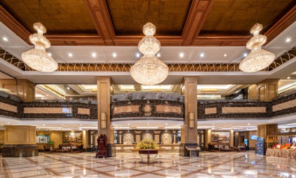 Peace Century Hotel (Peace Avenue Branch)