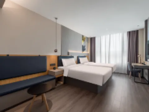 Home Inn (Changzhi Wuxiang Eighth Route Army Taihang Memorial Hall Branch) Hotels in Wuxiang