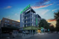 Ningbo Starry Sky E-Sports Hotel (Beilun Chunxiao) Hotels in Beilun Yangsha Mountain/Wanren Beach Scenic Area