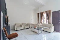 Small Homestay Syariah Sikembar Ciwidey Hotels in Pasirjambu