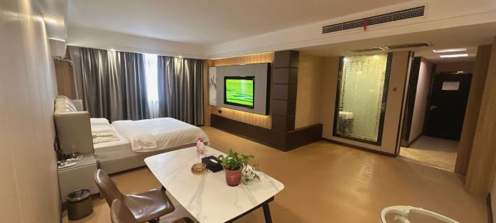Jiuding Fashion Hotel (Sanmenxia Vocational and Technical College) Hoteles en Sanmenxia
