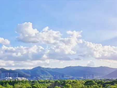 Weijia Homestay (Taihu Longzhimeng) Отели рядом с достопримечательностью «Xiaomeishan»