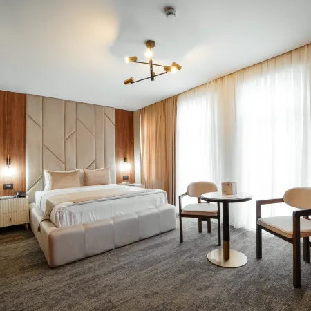 White Breeze Hotel Отели рядом с достопримечательностью «Станция метро Короглу»