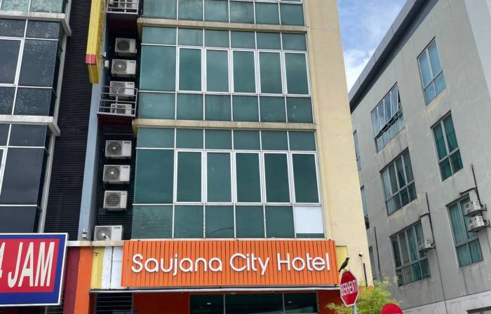 Saujana City Hotel - Nearby KLIA.