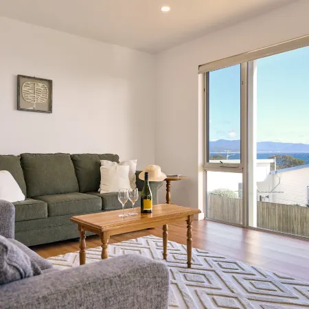 Bicheno Ocean Views Apt 1