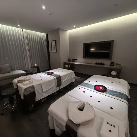 Meihao Lizhi Hotel (Jinan West Railway Station Convention and Exhibition Center)