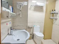 Yizhe Business Hotel (Normal University) - Hot Tub