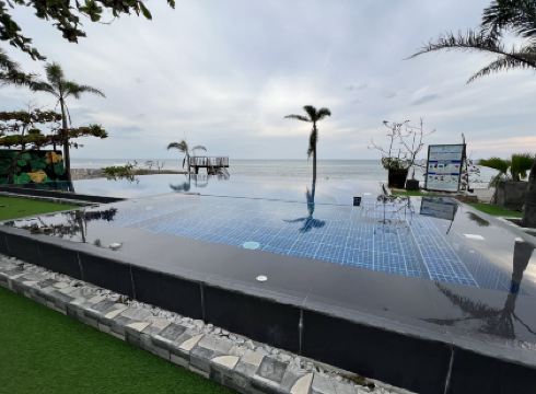 Funtasea Hotel and Beach Resort