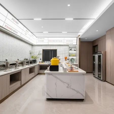 Borrman Hotel (Jinan Shandong University Daming Lake Station)