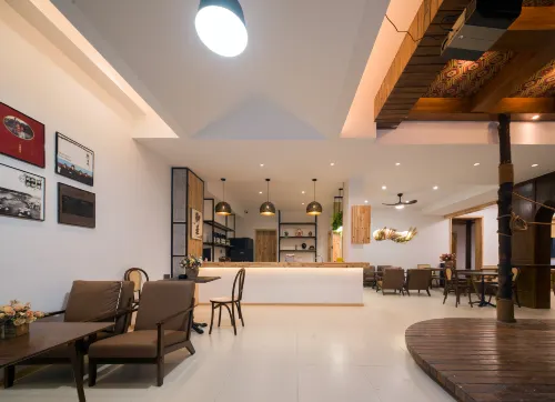Instant • Audiovisual Homestay (Tianmen Mountain Cableway Station Branch)