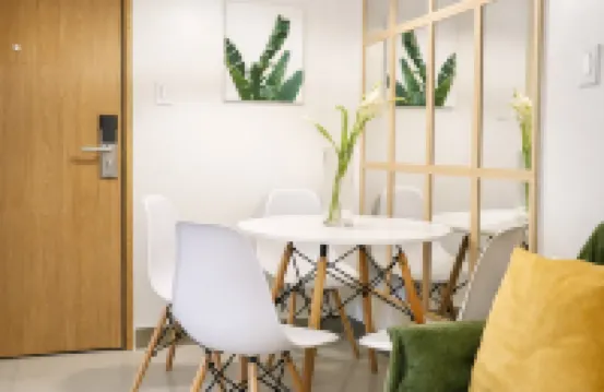 Cozy 2BR at Bloom Residences near NAIA & Skyway