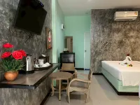 New Pkc Resort - Parking
