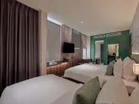KiN Hotel Central Park Hotels near District 3