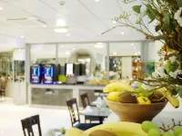 Hotel Nice Riviera Hotels near Nice Forum