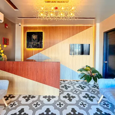 RedDoorz Premium at Top View Inn Palawan