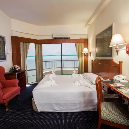 Rainbow Paradise Beach Resort by LWE