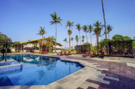 Brits Resort Lovina Các khách sạn gần Bãi biển Lovina