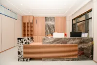 Quiet Apartment