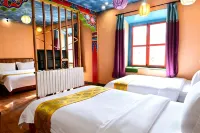 Yading Totem Boutique Inn
