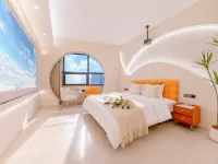 Moment Manyun Audio-Visual Hotel (Hanzhong High-Speed Railway Station Central Plaza) - 2-Star