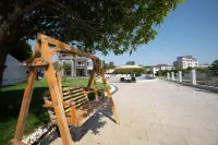 Three Bears Hotel
