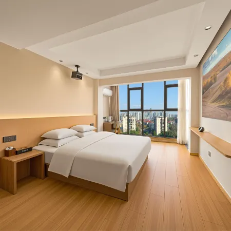 Lanmu · Lam Cinema Smart Cinema Hotel (Guiyang North Station Branch)