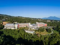 Pesona Alam Resort & Spa - Mountain view