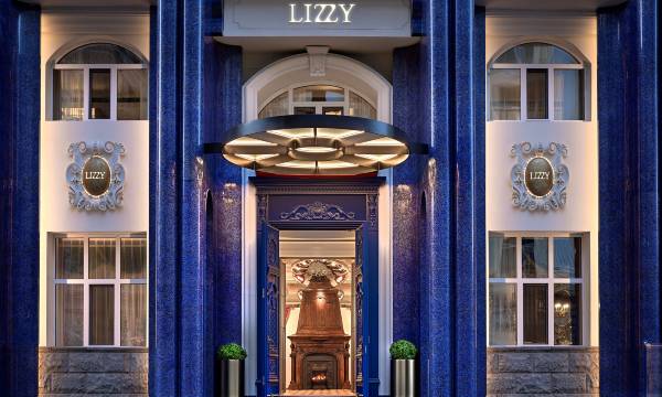 Lizzy • Ritz Hotel on Harbin Central Street