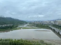 Vanilla Shell Hotel . Huaming Park (Xiabancheng,Chengde) - pemandangan pegunungan