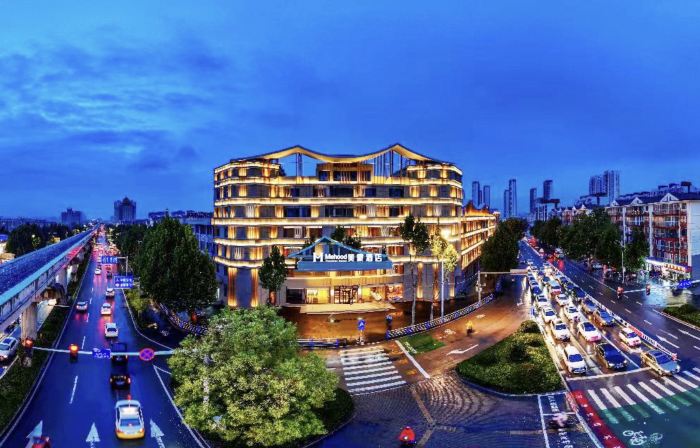 Zoucheng Mehood Hotel (Yishan North Road Sports Park)