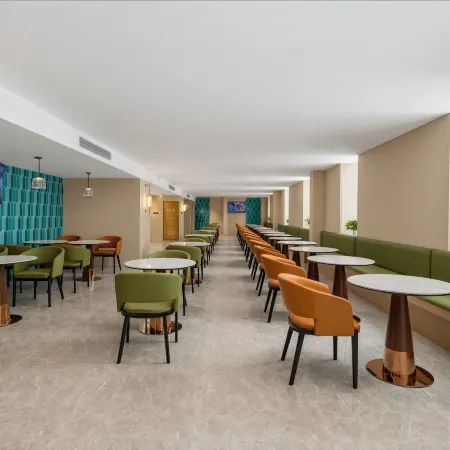 Baiyulan Business Hotel （Weihai Torch Eight Street, Shandong University）