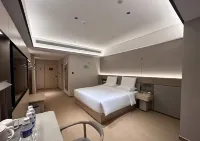 Baise Huaji Hotel - 3-Star