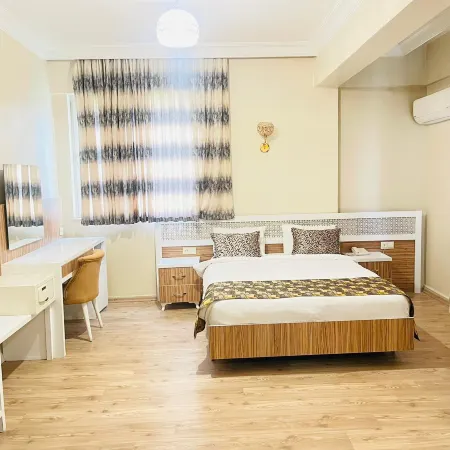 Grand Gulizar Hotel