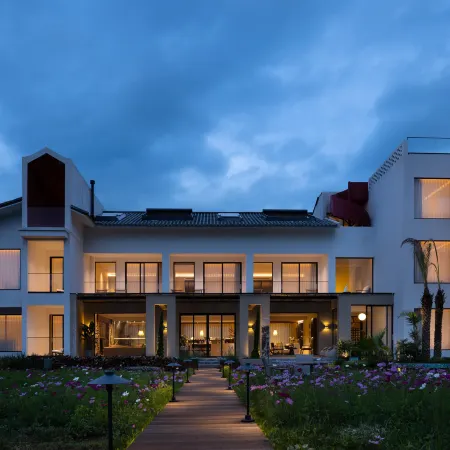 Yuzun · Snow Mountain Panoramic Luxury Secluded Manor (Baisha Old Town)