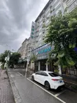城季飯店（賀州高鐵站姑婆山大道店） - 2 星級