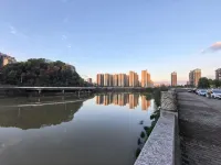 TILL BRIGHT Hotel (Shaoyang High-speed Railway Station) - Mountain view